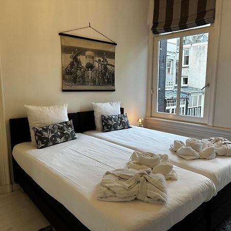 אמסטרדם Nine-T-Teen Bed And Boutique מראה חיצוני תמונה